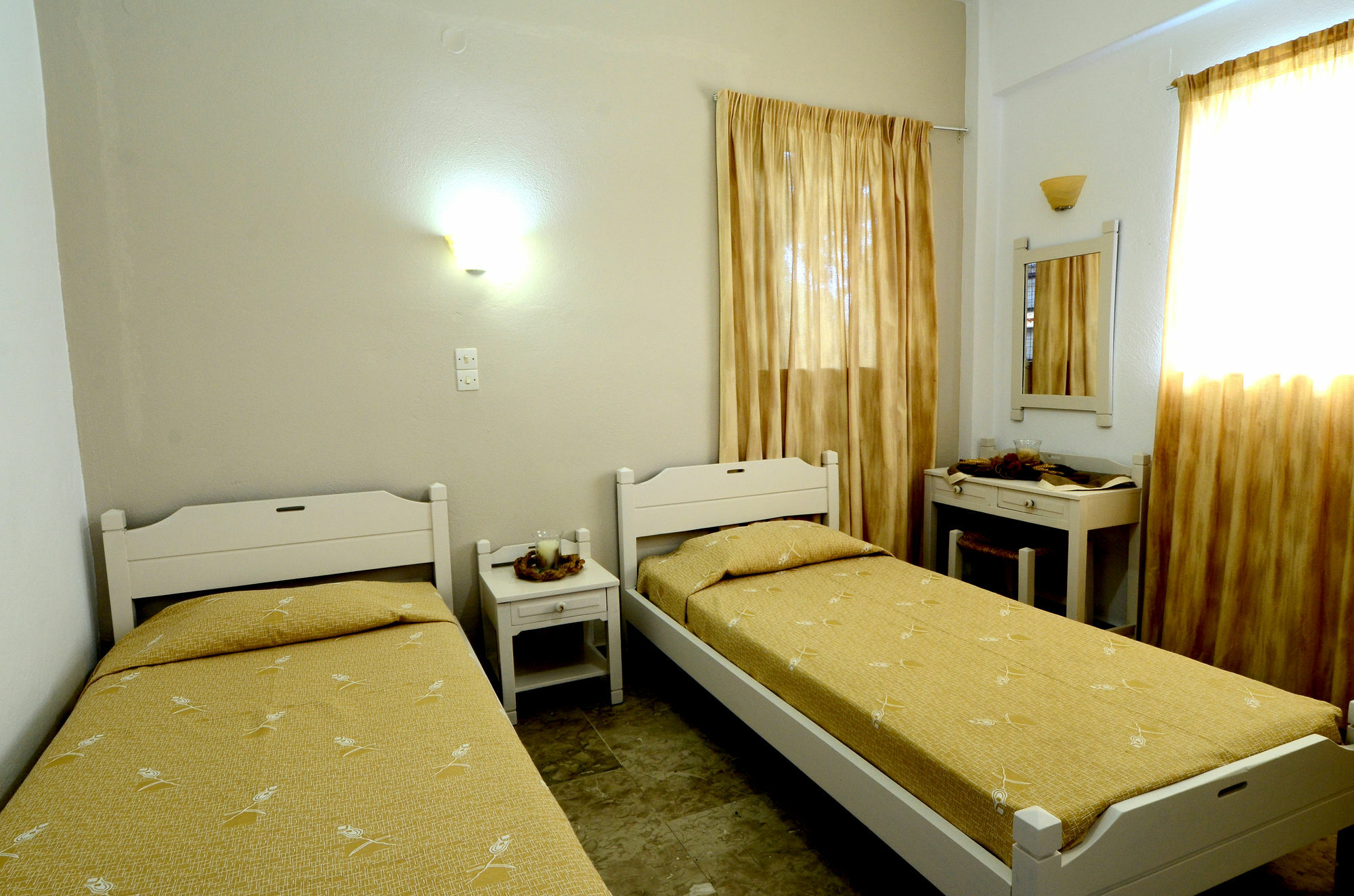 Golden Apartments Agios Nikolaos  Exterior photo